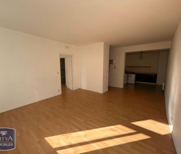 Location Appartement 2 pièces 50m² LILLE 59000 - Photo 3