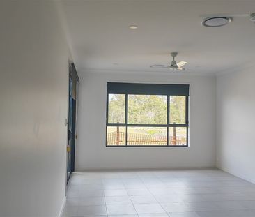 Brand New Spacious Family Home! Peaceful & Convenient!Pets upon application! - Photo 1