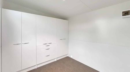 FOXTON - 1 BEDROOM STUDIO UNIT - Photo 4