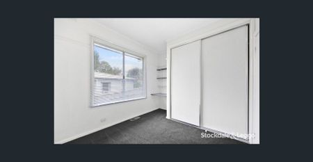 Simply Charming! - Photo 3