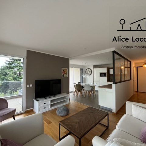 Location Appartement 3 pièces 71m² EVIAN LES BAINS 74500 - Photo 1