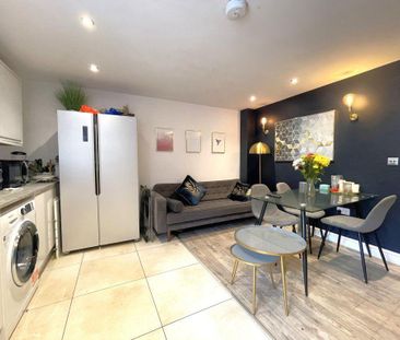 1 bedroom in a house share to rent - Photo 5