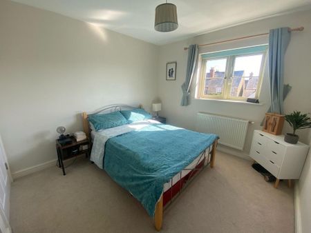 2 bedroom apartment to rent - Photo 4