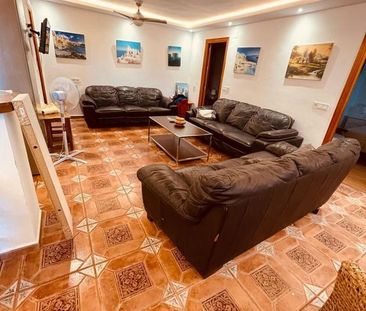 2 room luxury Detached House for rent in Estepona, Andalusia - Photo 3