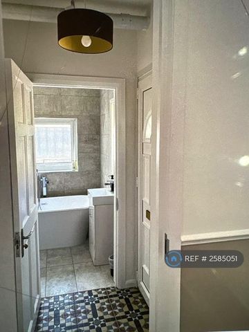 1 bedroom maisonette to rent - Photo 5