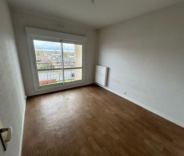 Location Appartement 5 pièces 104 m² La Châtre - Photo 3