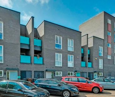 4 bedroom terraced house to rent - Photo 5