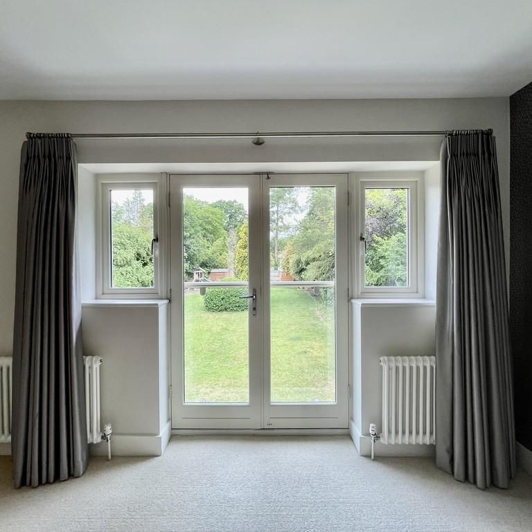 5 bedroom detached house to rent - Photo 1