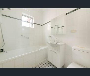 202 Darling Street, Balmain, NSW 2041 - Photo 2