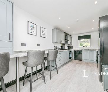 1 bedroom in a house share to rent - Photo 3