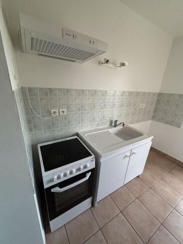 T2 AVEC PARKING SECTEUR MONTJOVIS - Photo 4