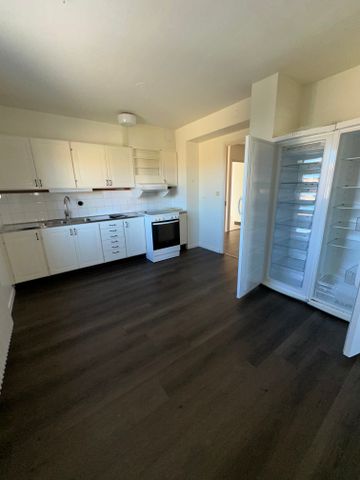 Breda Vägen, Norrköping - Photo 2