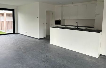 Nieuwbouwwoning 3 slaapkamers op een Z-W perceel van ca 4 are - Foto 5