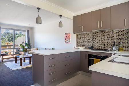 Beach & Creek living- best of both worlds! - Photo 2