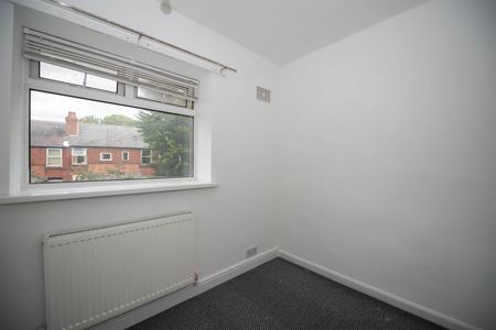 Kenslow Avenue, Nottingham - Photo 5