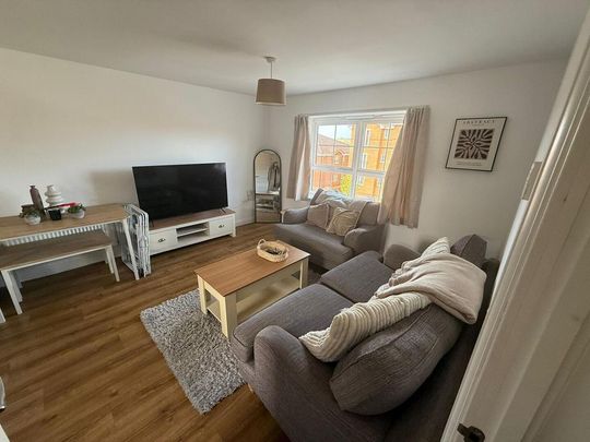 2 bedroom semi-detached house to rent - Photo 1