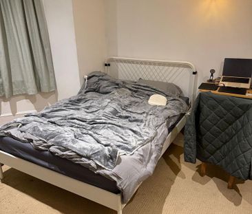 1 bedroom in a house share to rent - Photo 6