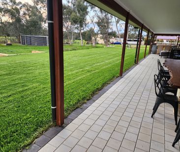 Byford - Photo 6