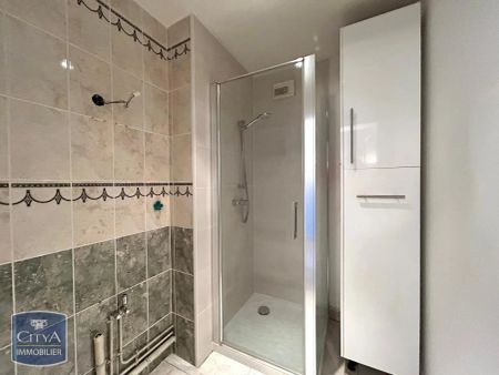 Appartement à louer 4 pièces 104.89m² - Photo 2