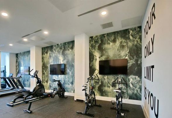 For Lease - 31 Huron Street Unit# 218, Collingwood, Ontario - Photo 1