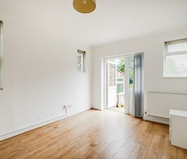 1 Bedroom Flat To Let - Photo 6