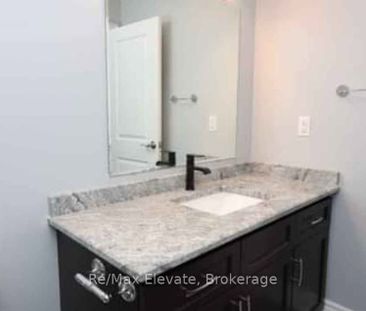 For Lease - 208 Carriage Way, Waterloo, Ontario - Photo 5