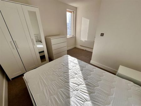 2 bedroom apartment to rent - Photo 4