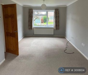 3 bedroom detached house to rent - Photo 2