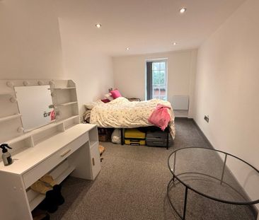 Harrington Close - Photo 2