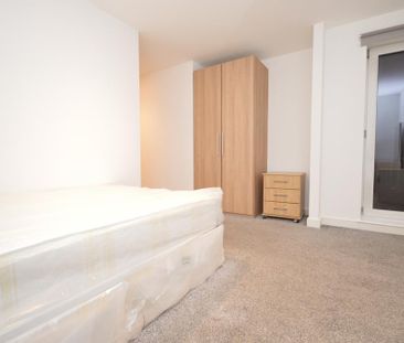 2 bedroom flat to rent - Photo 6