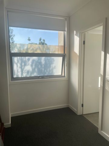 Lower Plenty - Photo 5