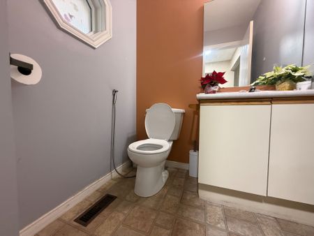 For Lease - 9 Ailsa Place Unit# 70, London South, Ontario - Photo 3