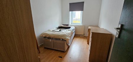 Park Street, Pontypridd - Photo 2