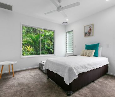 Fully Furnished Dream Rental Home in the Heart of Sunshine Beach | ... - Photo 6