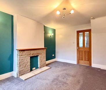 2 bedroom terraced house to rent - Photo 2
