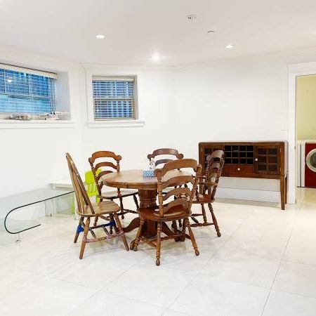 Half above Ground Suite, Kerrisdale - 1 Minute walk to Magee Secondary - Photo 1