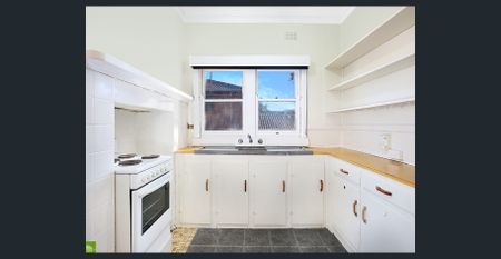 16 Fisher Street, West Wollongong, NSW 2500 - Photo 5