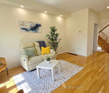 Condo Townhouse For Lease | N9255946 - Photo 6