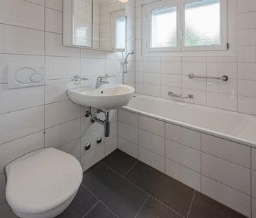 Schöne 3.0 Zimmerwohnung in Benglen - Photo 3