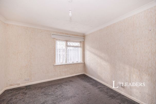 3 bedroom house to rent Totland Road, Portsmouth, Hampshire, PO6 - Photo 1