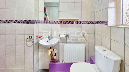 Costons Lane, Greenford, UB6 - Photo 3