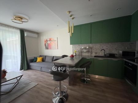 Kiadó újszerű állapotú lakás - Budapest VIII. kerület - Photo 3