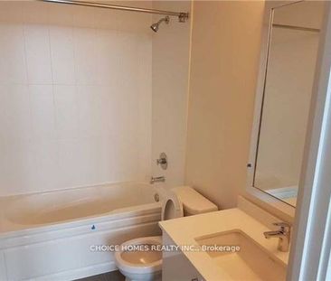 Burnhamthorpe/Grandpark-Bright Stunning 1Bdrm+Den 1Bath 1Locker - Photo 4