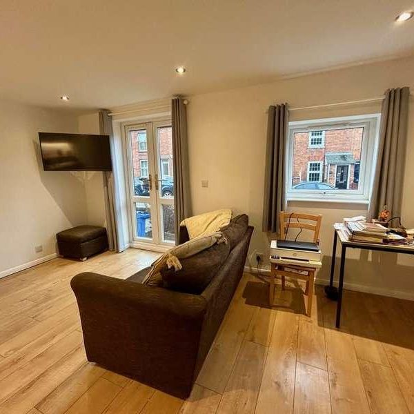 Causeway, Banbury, OX16 - Photo 1