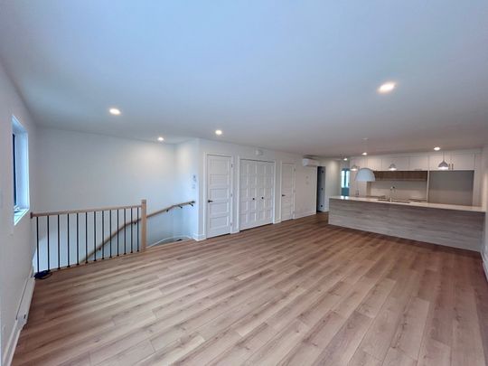 Condo for rent, Granby - Photo 1