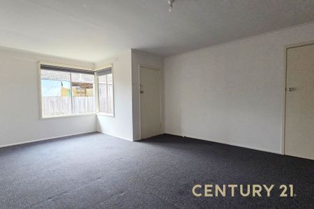 Bright & Spacious Home on Carlton Road - Photo 2
