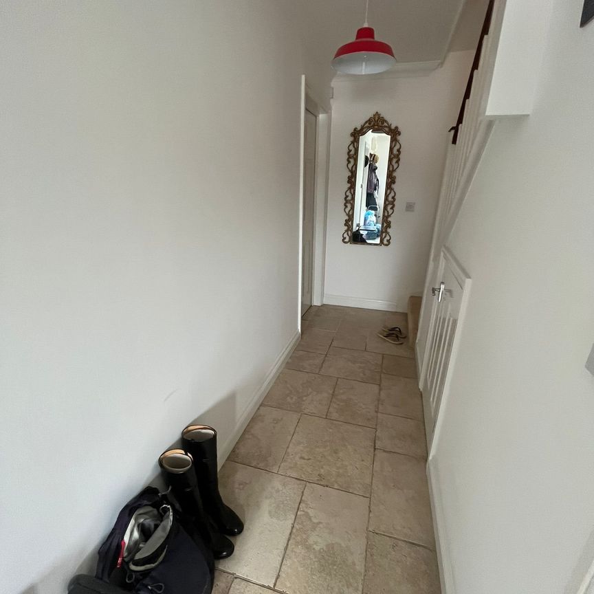 2 bed end of terrace house to rent in West Quay - Photo 1