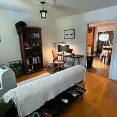 1 room apartment of 85m² in Laval - Photo 2