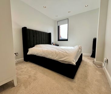 High Street, Brentwood - Photo 1