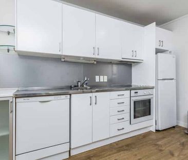 City Fringe Townhouse - Photo 4